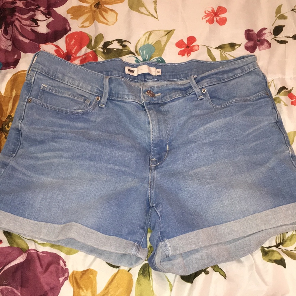 Levi’s, Denim shorts